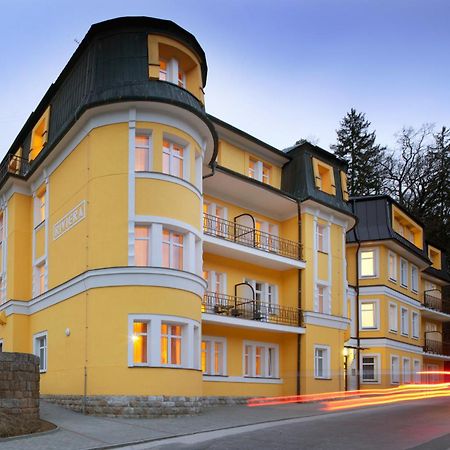 Riviera Hotel Luhačovice Eksteriør billede